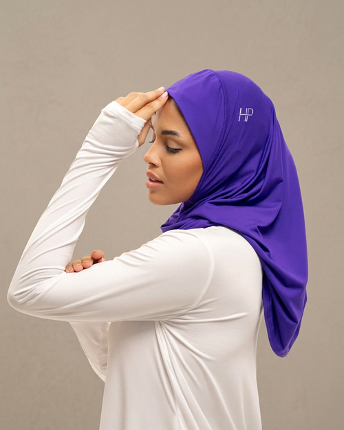 نهى – حجاب رياضي بتصميم متقاطع وحلقة مزدوجة ثابتة