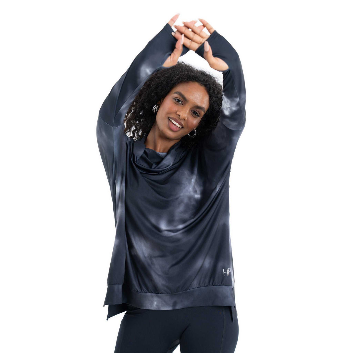 Oversized Collar Loose Top in Lightweight fabric - Hajar