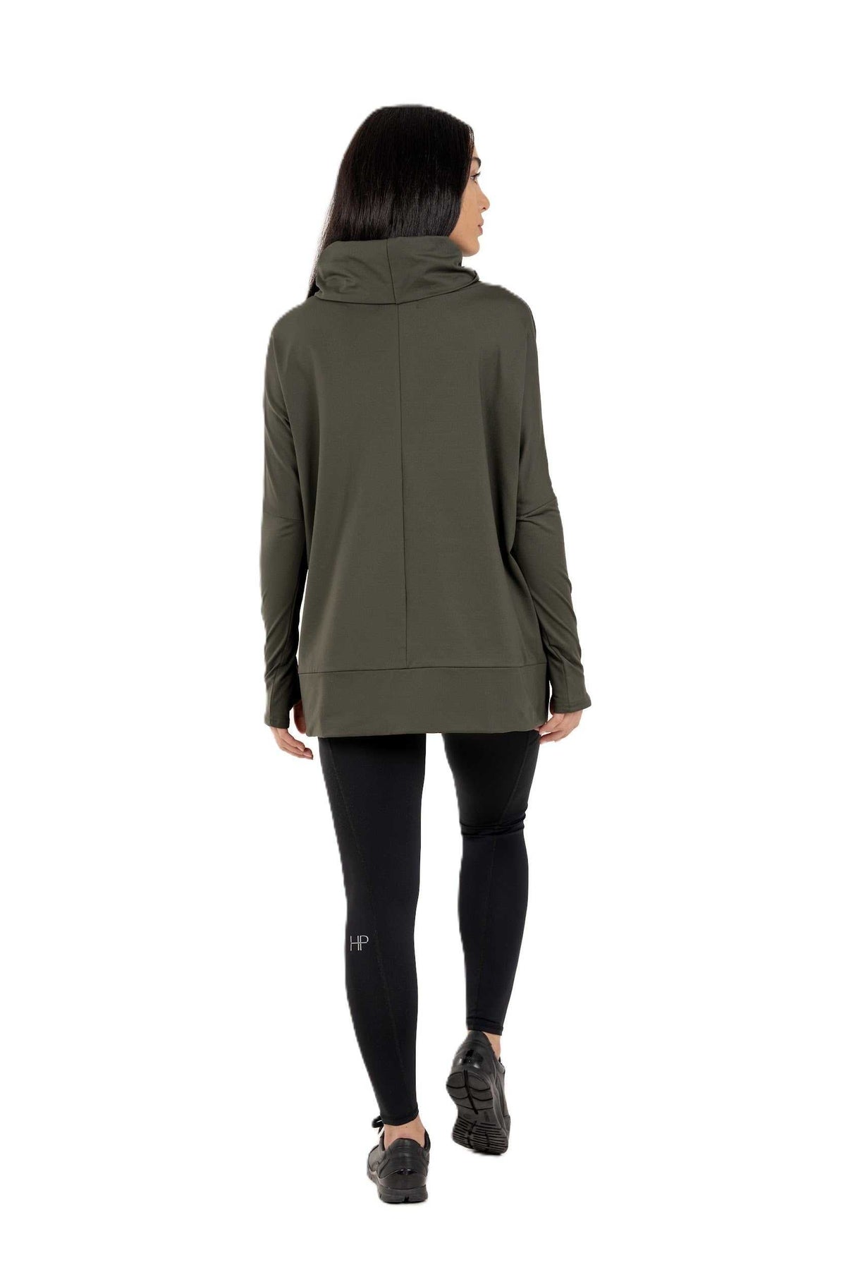 Hajar Fleece – Oversized Collar Loose Top for Winter