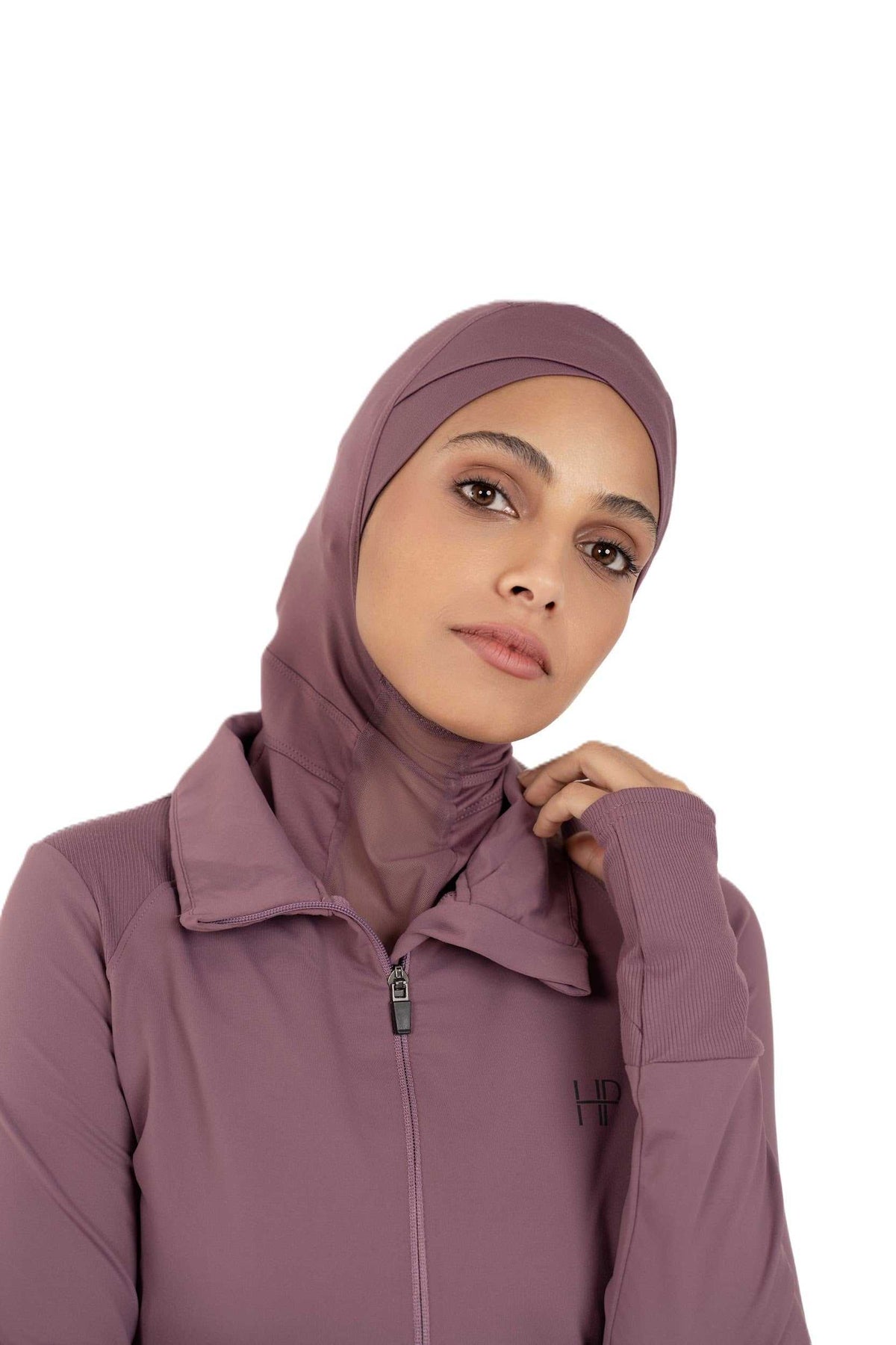 فاطمة بالشبك – حجاب جري بتغطية كاملة وتهوية