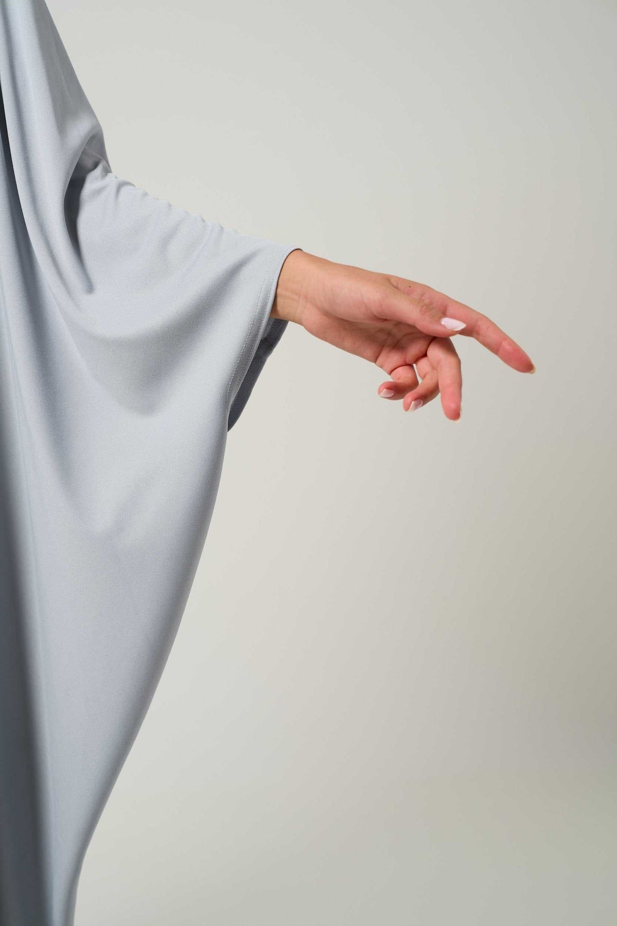 أميرة – بلوزة كاب انسيابية محتشمة، إصدار محدود