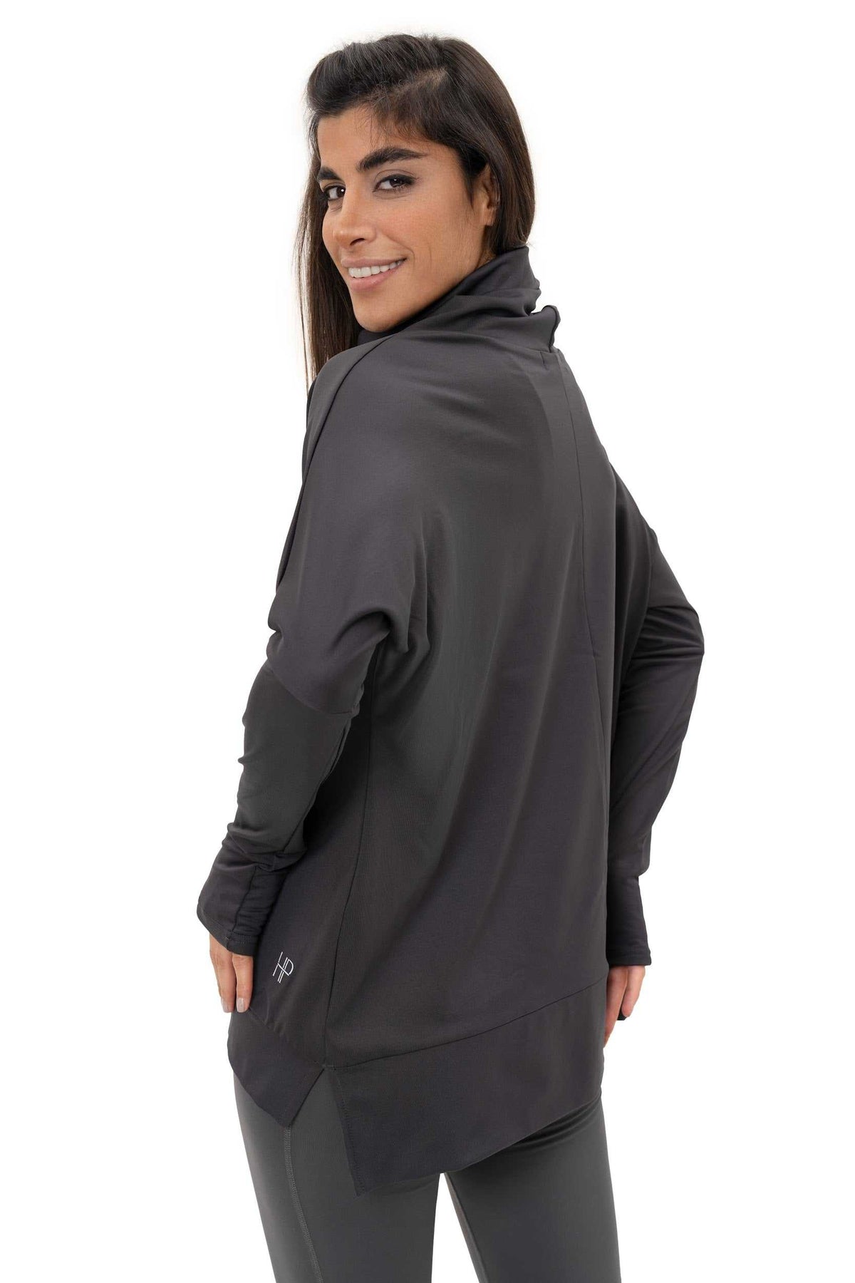 Hajar Fleece – Oversized Collar Loose Top for Winter