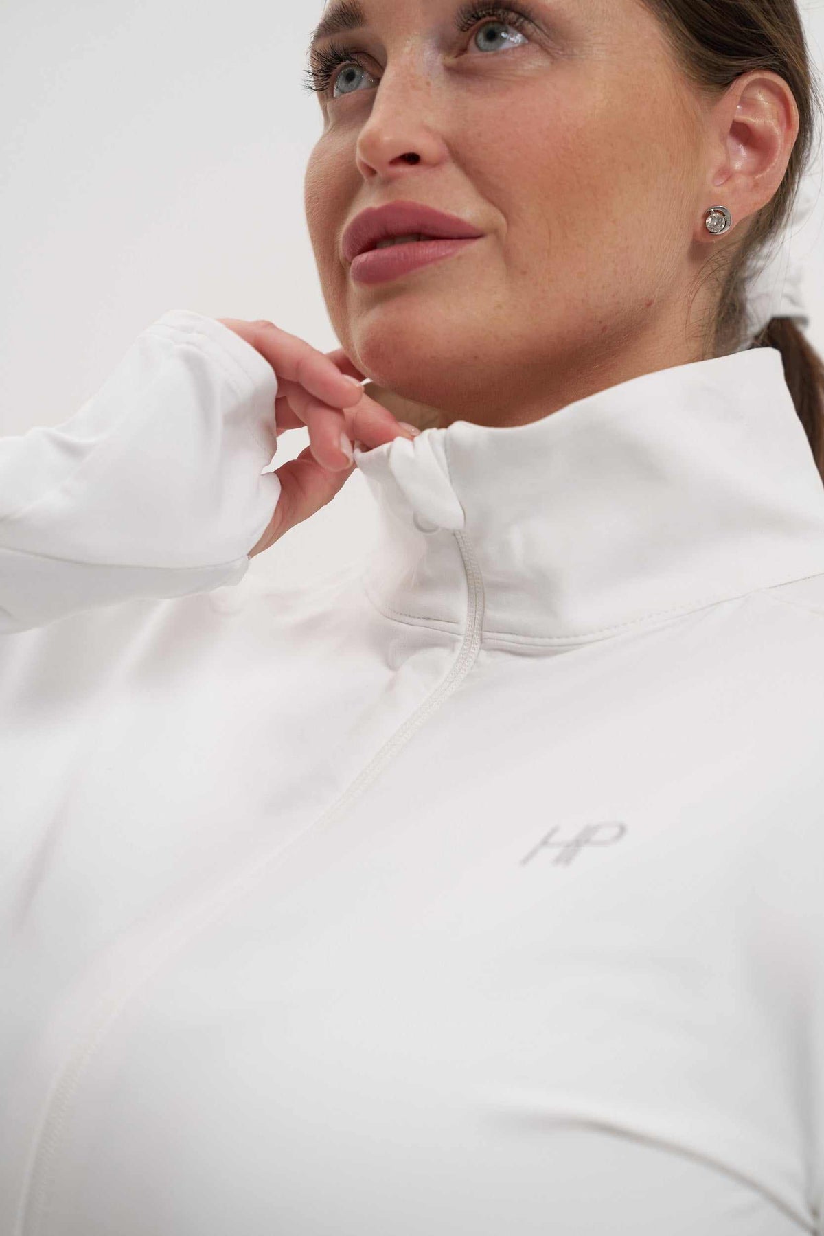 Hip Covering Zipper Jacket - Nedia Plus