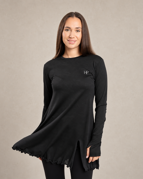 Maha – Long Jacquard Feminine Top, Modest Activewear