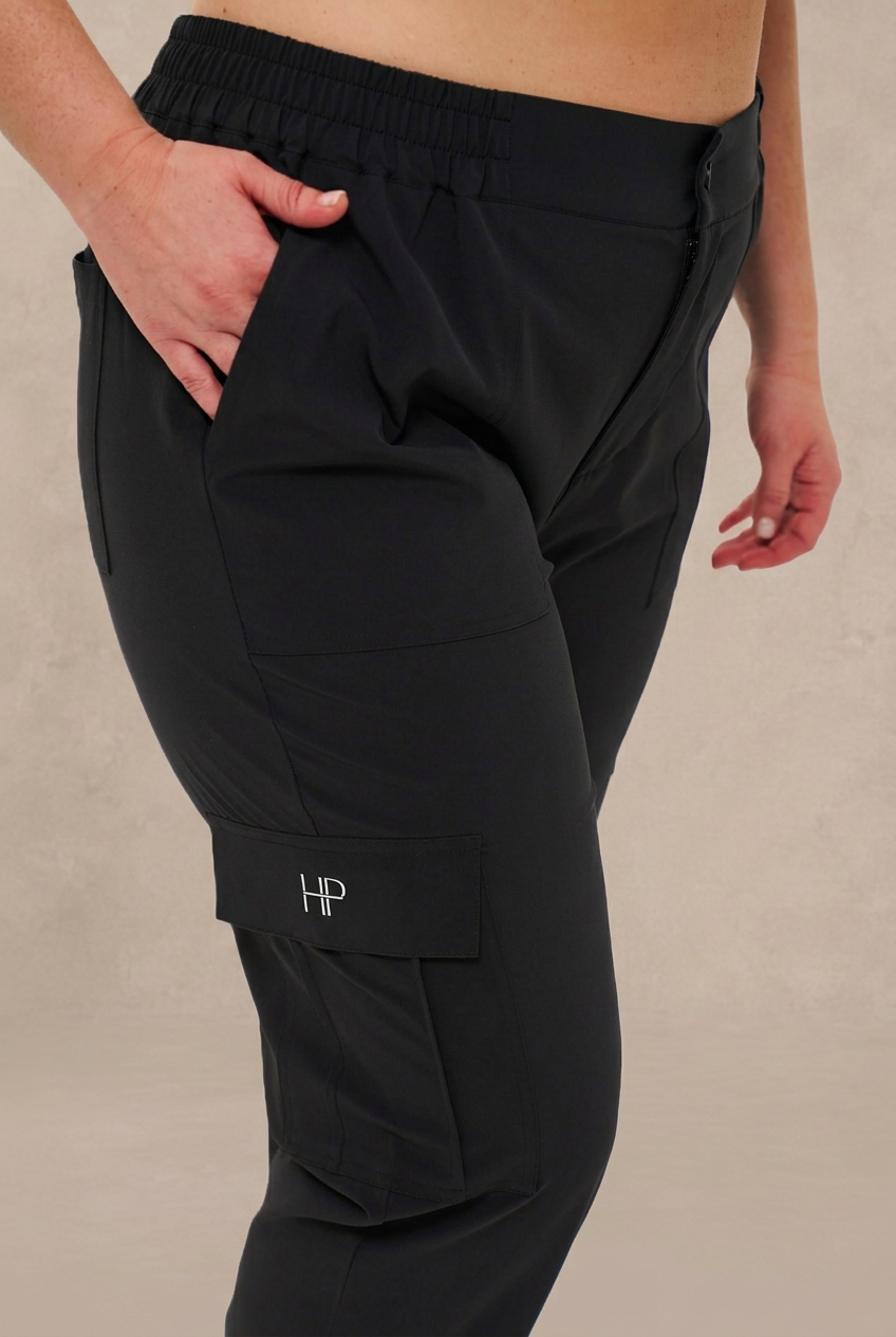 ديانا مقاسات كبيرة – بنطال كارغو رياضي مطاطي (2XL–3XL)
