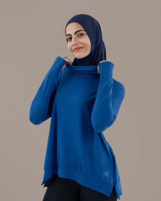 Blue - Hajar blue collar pose
