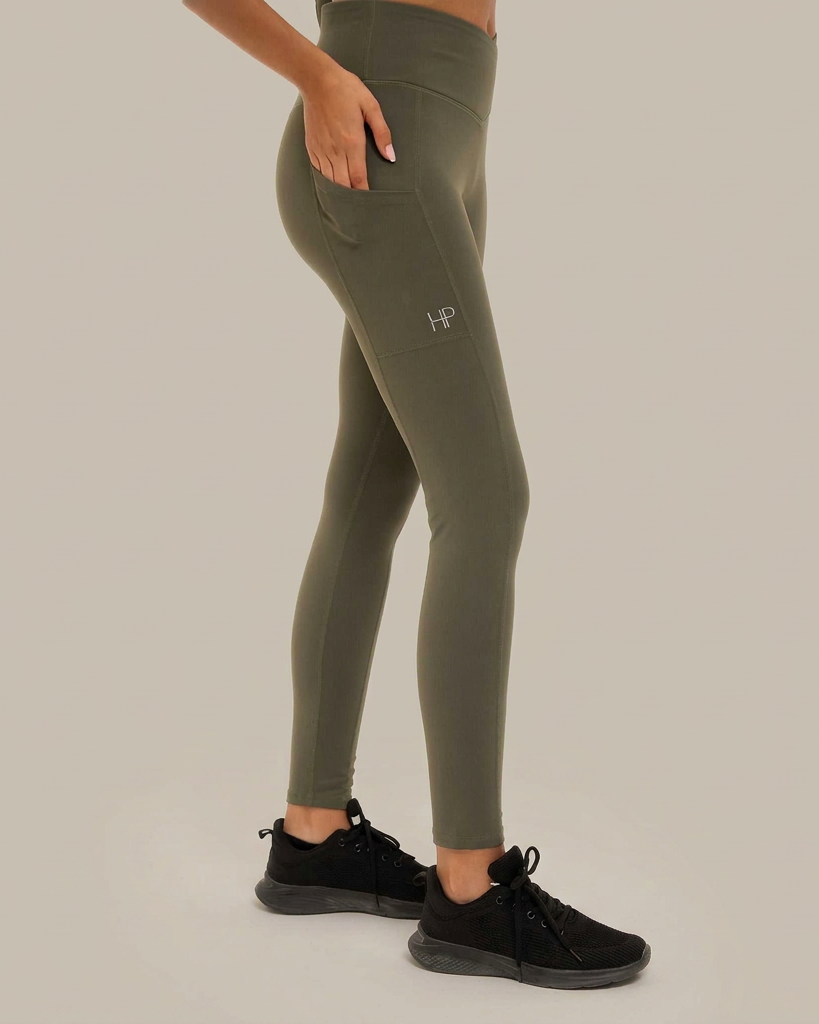Zayana – Performance Leggings with Criss-Cross Waist