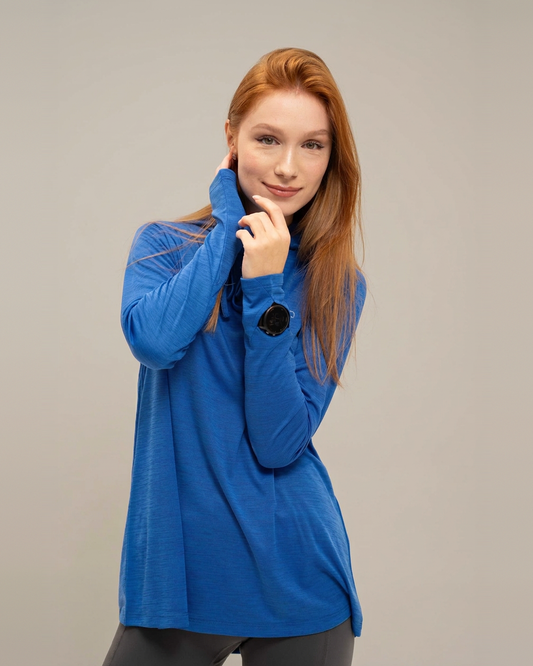 Royal Blue – Sherien A-line sports hoodie with back detail, close-up of the collar and thumb holes