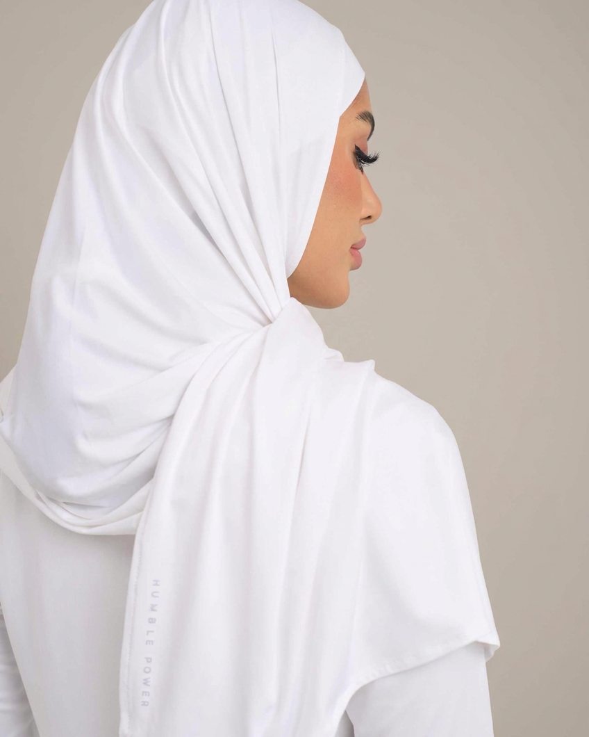 Alina – Instant Sport Hijab in Lightweight Fabric